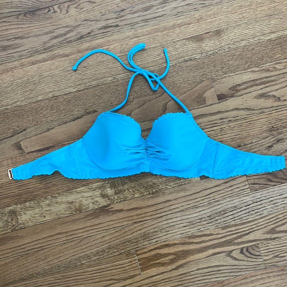 Victorias Secret Underwire Bathing suit top - 34C